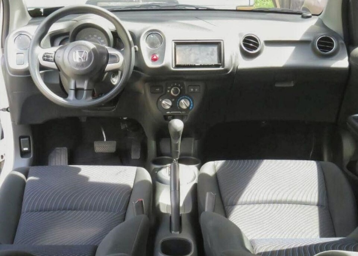 honda mobilio 4 • Honda Mobilio CVT Review