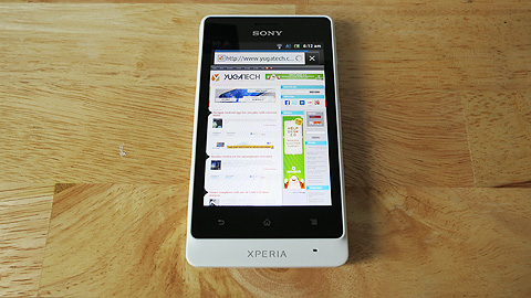 Xperia Go • Sony Xperia Go Unboxed, In The Flesh