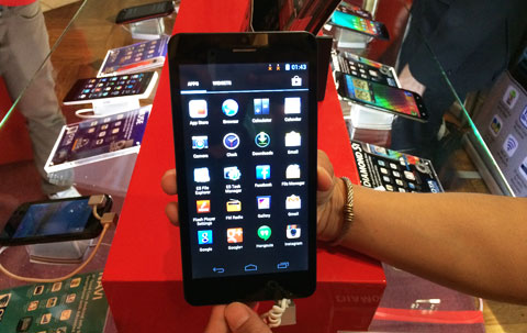 Starmobile Diamond D2 • Starmobile Diamond D2: Largest Smartphone At 6.8 Inches