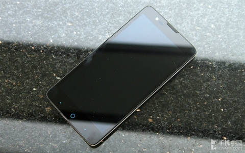 zte redbull_1