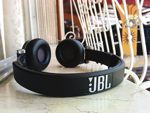 JBL Synchros E30