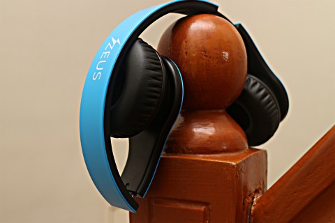 Zeus Thunder dB (web)