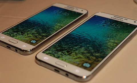 • Hands-On: Samsung Galaxy E5, Galaxy E7