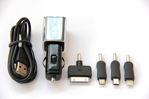 dub-unniversal-car-charger-4