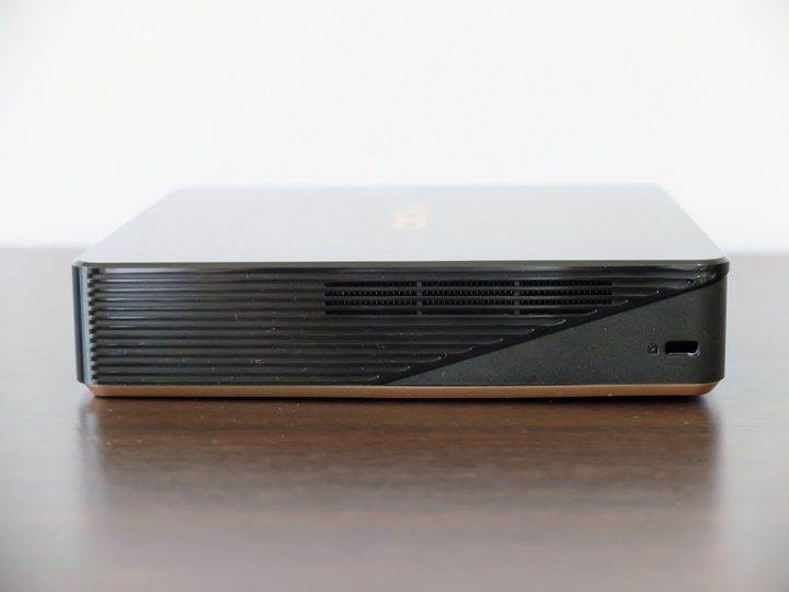 qube shuttle xpc nano_3