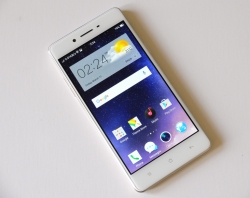 OPPO F1 Review