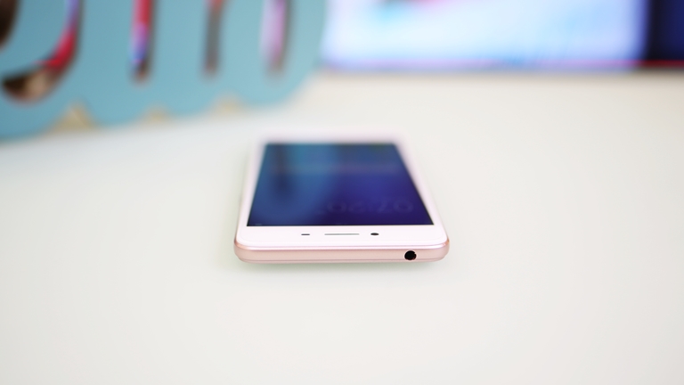 Oppo A37 7 • Oppo A37 Review
