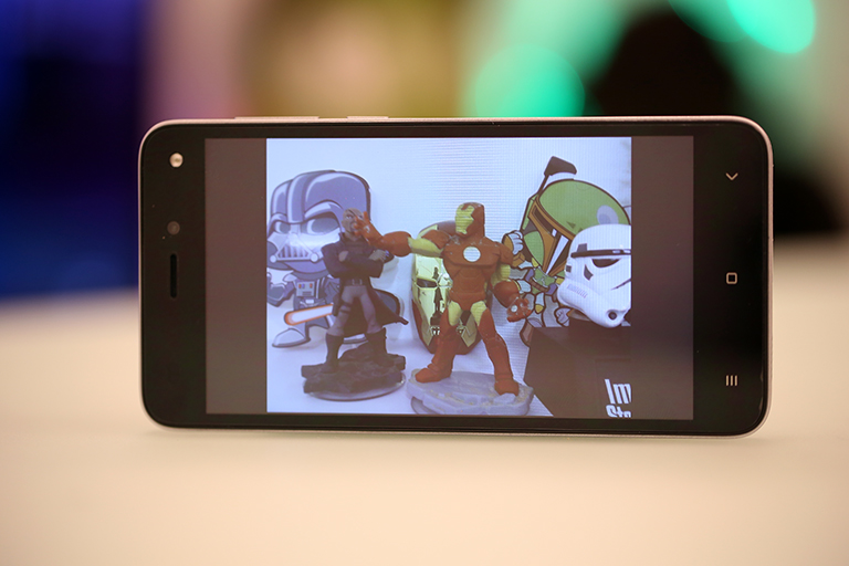 starmobile-play-max-review-2