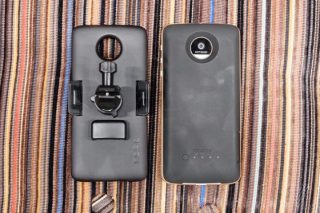 Motorola announces two new MotoMods