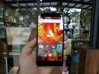 Arsenal VR One: 5.2-inch, octa-core, Marshmallow for Php12K