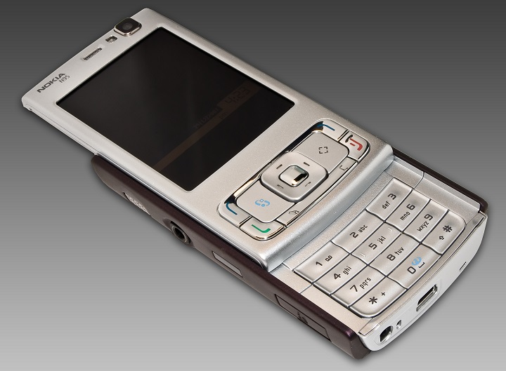 Nokia N95 1 • 10 Classic Nokia Phones That Hmd Global Should Revive