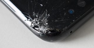 Galaxy S8 drop tested, rounded corners are fragile