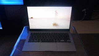 ASUSPRO B9940 Hands-on, First Impressions