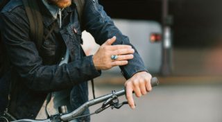 Google and Levi's Commuter Trucker Jacket allows you take phone calls and more