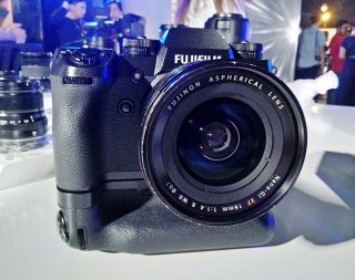 Fujifilm X-H1 Hands-On, First Impressions