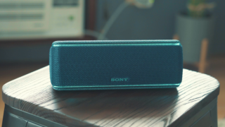 Watch: Sony EXTRA BASS SRS-XB31 Bluetooth Speaker Review