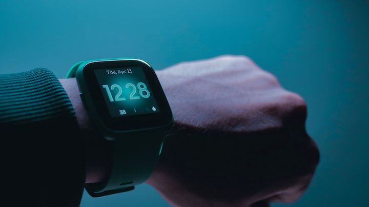 Fitbit Versa Lite Yugatech1 • Yugatech Smartwatch Gift Guide 2019