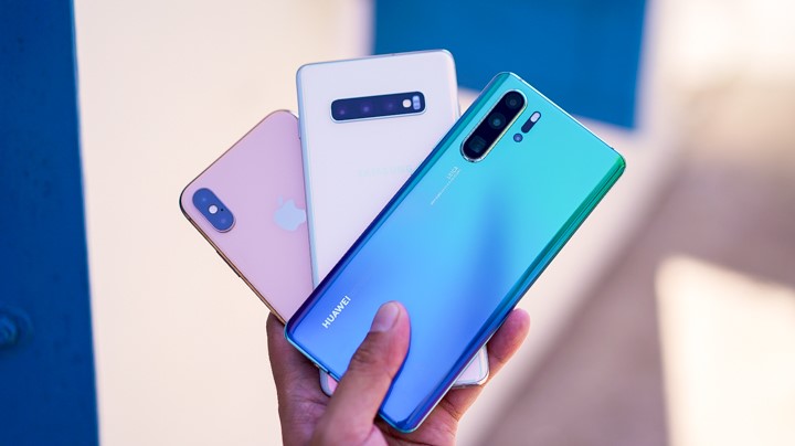 P30 Pro Vs S10Plus Vs • Huawei P30 Pro Vs Samsung Galaxy S10+ Vs Apple Iphone Xs - Which Phone Has The Best Cameras?