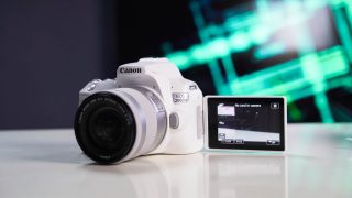 Canon exploring to form partnership with smartphone manufacturer