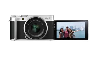 Fujifilm X-A7 now official