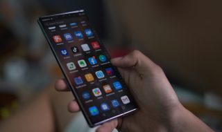 Why Google apps and services are not available on new Huawei devices