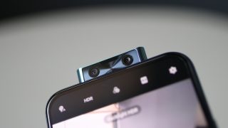 Best features of the Vivo V17 Pro's dual selfie camera