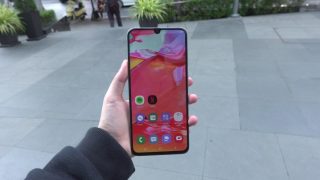 Samsung updates One UI 2 rollout schedule
