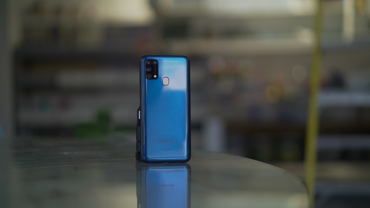 Samsung Galaxy M31 Review Product Shots 9 • Smartphones With 6Gb Ram In The Philippines (2020)