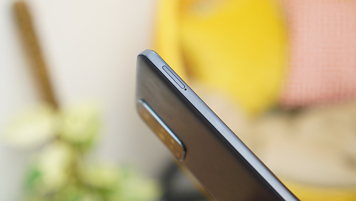 Redmi Note11 Sim • Xiaomi Redmi Note 11 Hands-On, First Impressions