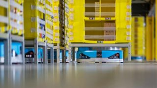 Amazon intros Proteus, its first fully autonomous mobile robot