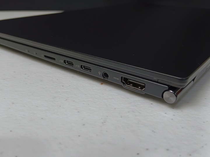 Asus Zenbook 14 Oled Um3402 11