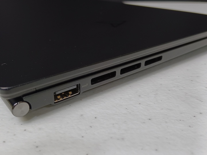 Asus Zenbook 14 Oled Um3402 17