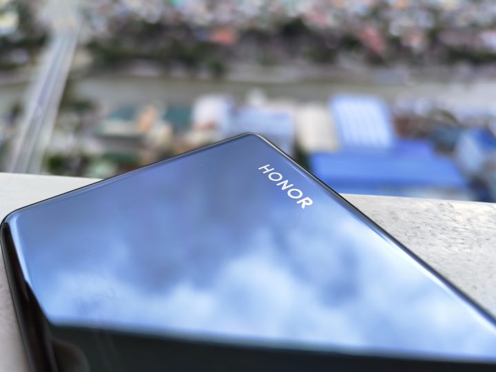 HONOR 70