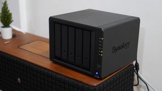 Synology DS1522+ NAS Review