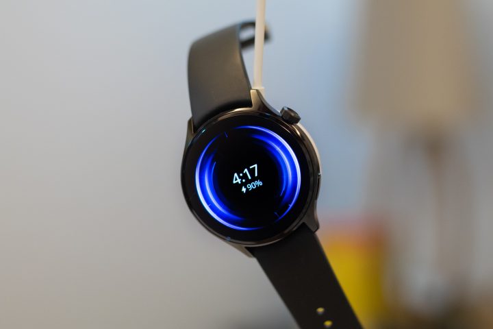 Xiaomi Watch S1 Pro Charging