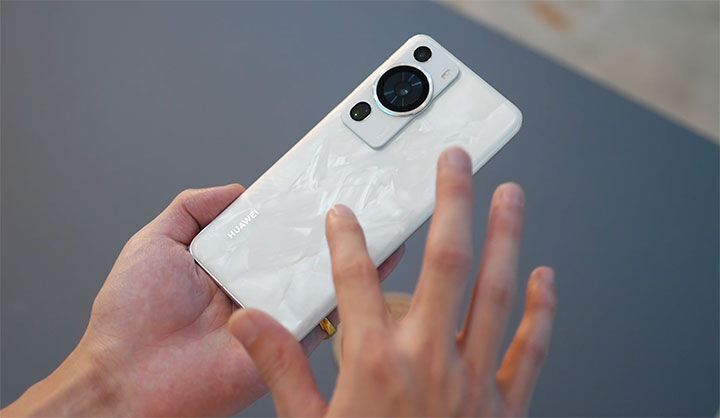 P60 Pro Back Panel