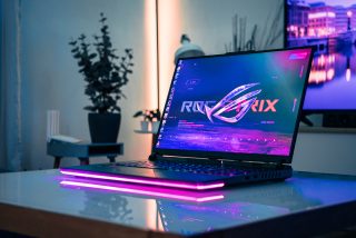 ASUS ROG Strix Scar 18 (G834JY) Review