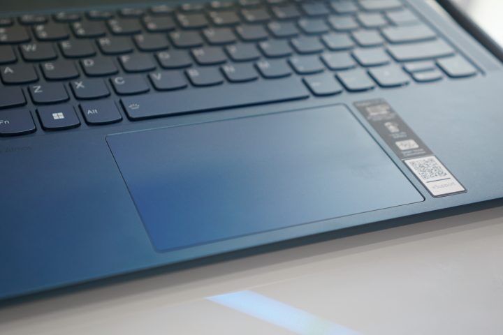 Lenovo Yoga 7 (42)