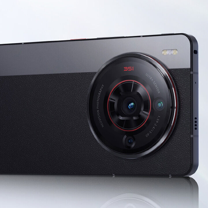 Nubia Z50s Pro 35mm Lens