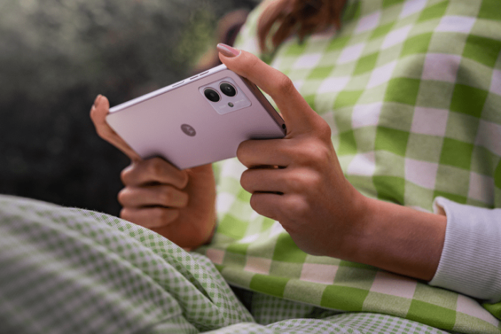 Moto G14 Lifestyle 1 768x512
