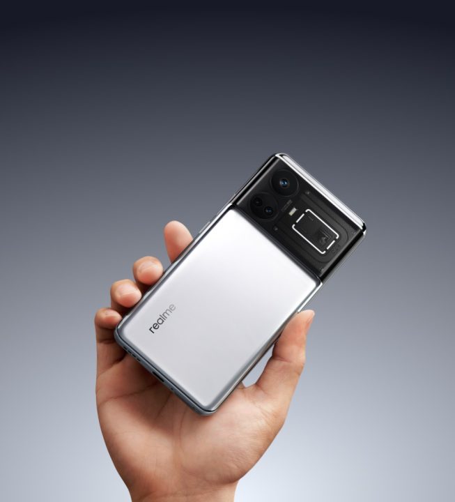 Realme GT5 5G Phone 6.74 '' Snapdragon 8 Gen 2 24GB 1TB Android 13 Dual SIM  50MP