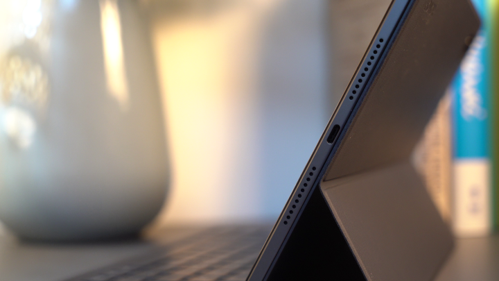Honor Pad X9 Ports