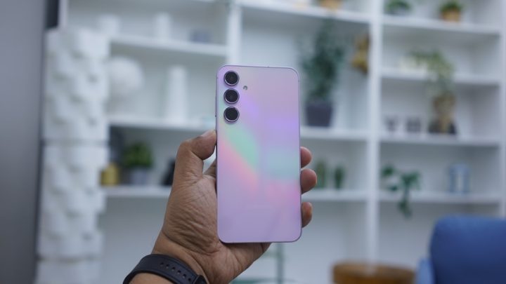 Galaxy A55 Comparo (2)