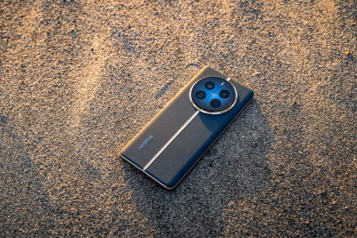 Realme 12 Pro Plus Comparo (3)