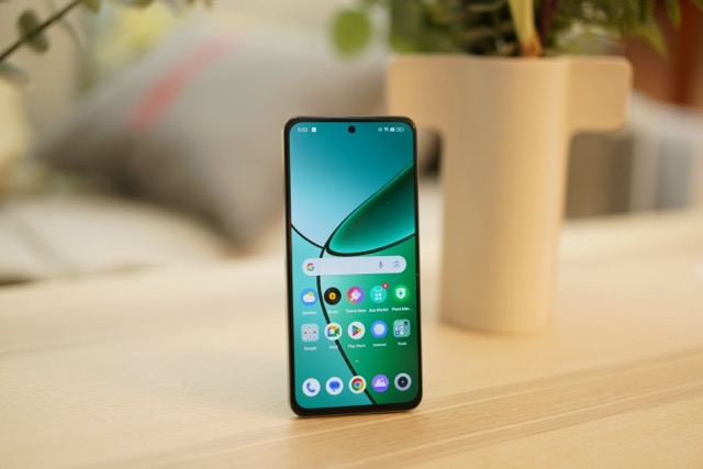 Realme 12 Plus Products Shots 11 Medium