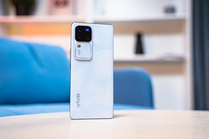 Vivo V30 Pro 5g 18