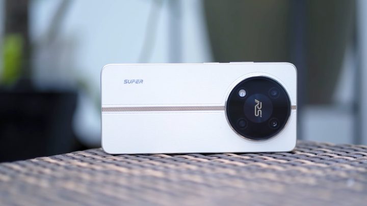 Itel Rs4 Vs Poco M6 Pro Comparo (2)