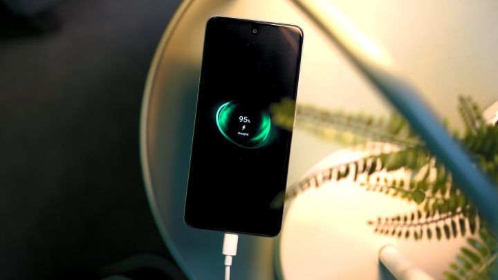 Itel Rs4 Vs Poco M6 Pro Comparo (6)