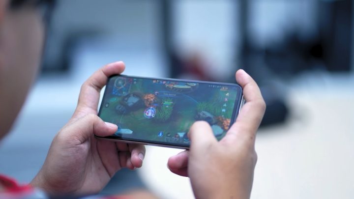 Itel Rs4 Vs Poco M6 Pro Comparo (26)