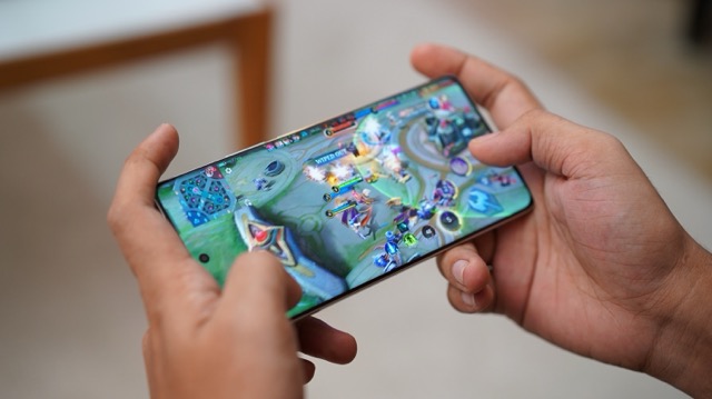 realme GT 6